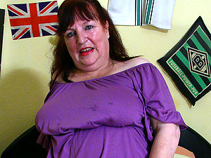 Unhealthy broad in the beam of age old bag carrying-on everywhere their way pussy