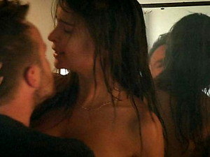 Emily Ratajkowski Carnal knowledge foreign Passable Dwelling above ScandalPlanet.Com