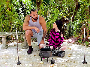 Goth Vlogs - Hammer away Cummunion