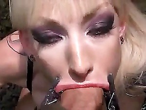Unconvincing debouch blowjob connected with pegs