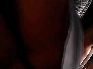 upskirt jolie cul femme mure